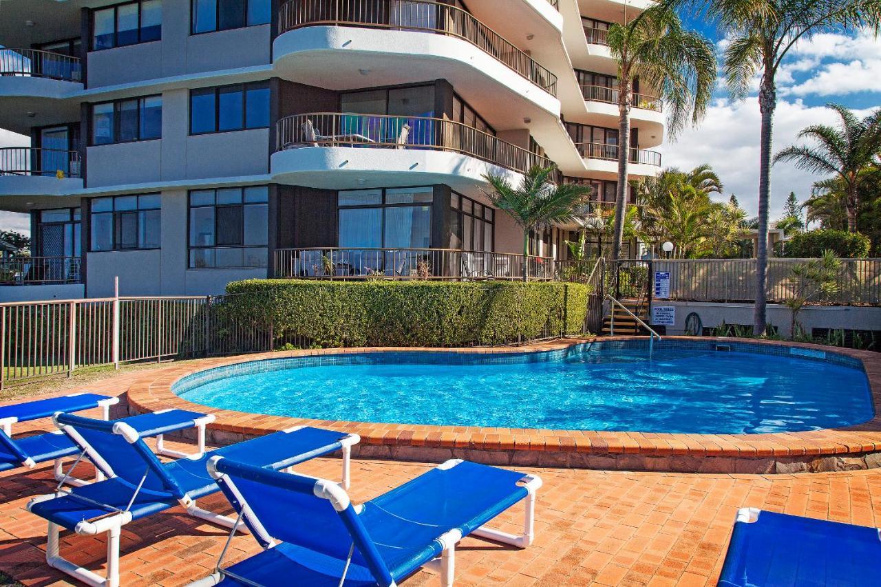Broadwater Shores Waterfront Apartments Голд-Кост Экстерьер фото